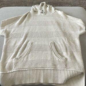 Banana republic tunic short sleeve sweater